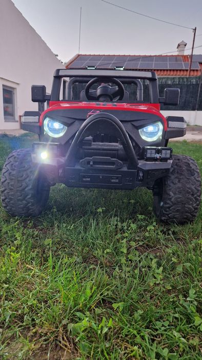 Jeep criança eléctrico