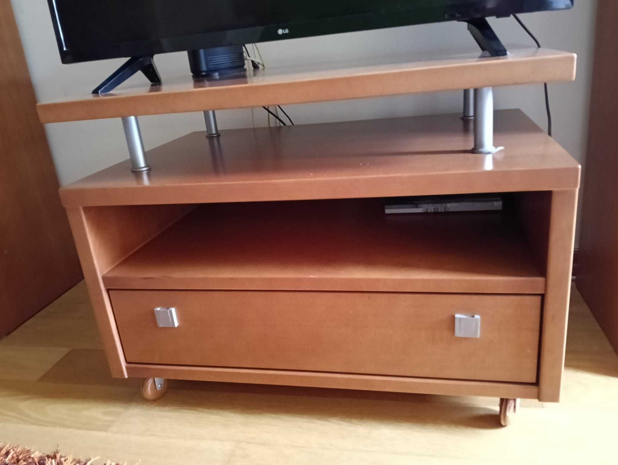 Conjunto de mobília de Sala de jantar 3 móveis e mesa