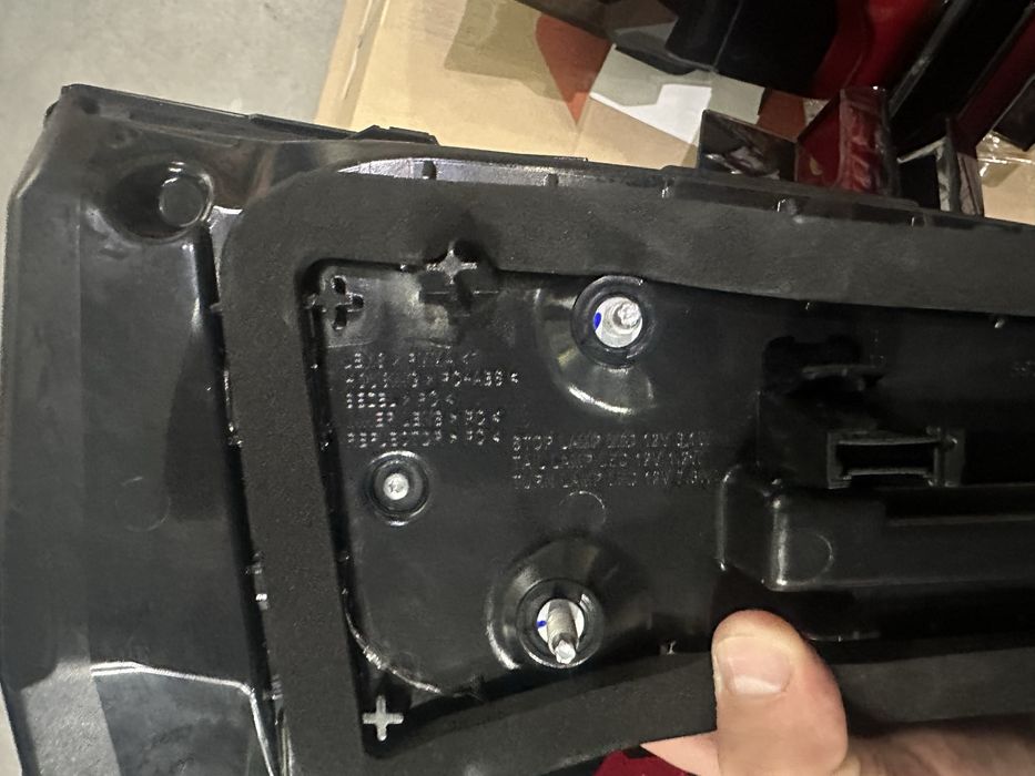 Задні ліхтарі фанарі на BMW X5 G05 2023+ Європа  оригінал бу