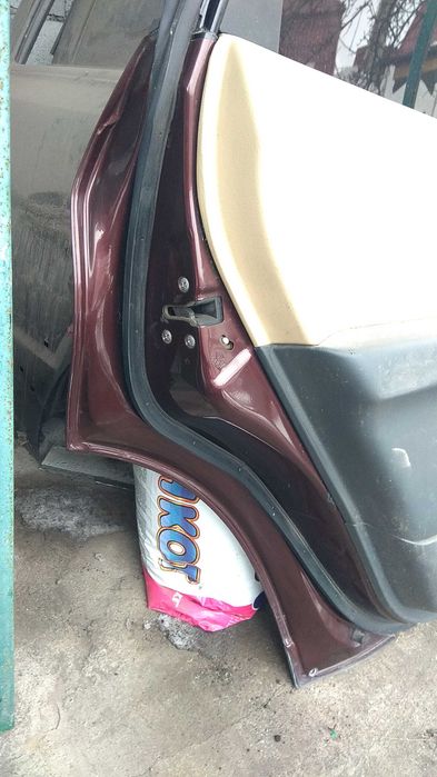 Двери Subaru Tribeca Субару Трибека