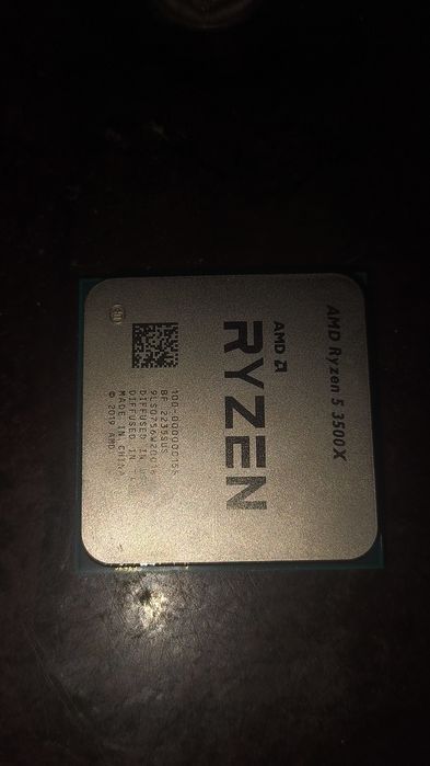 Продам новый процессор AMD rezen 5 3500x