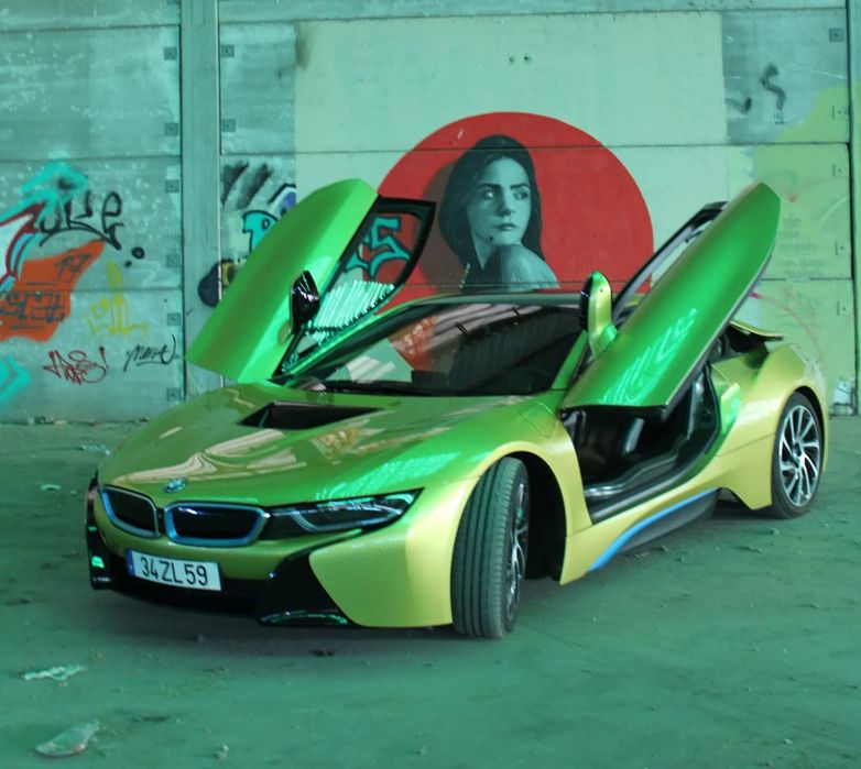 BMW i8