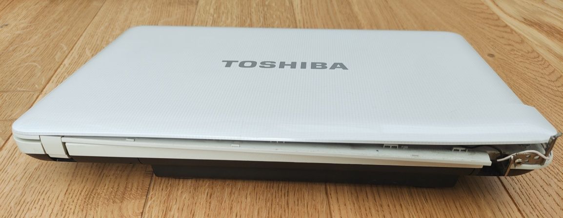 Toshiba L830-15N + bateria 6600 mAh