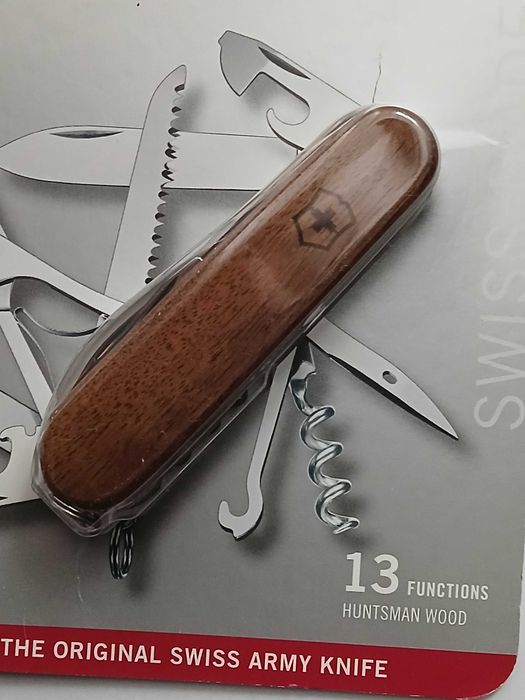 Scyzoryk Victorinox Huntsman Wood - Drzewo orzechowe*nowy i oryginal**