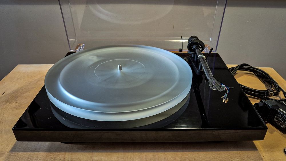 Pro-Ject Debut Carbon
