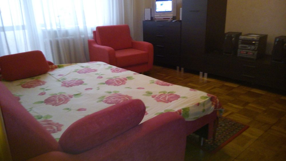 Почасово, подобово 1-но кімнатна кв. ЦЕНТР.