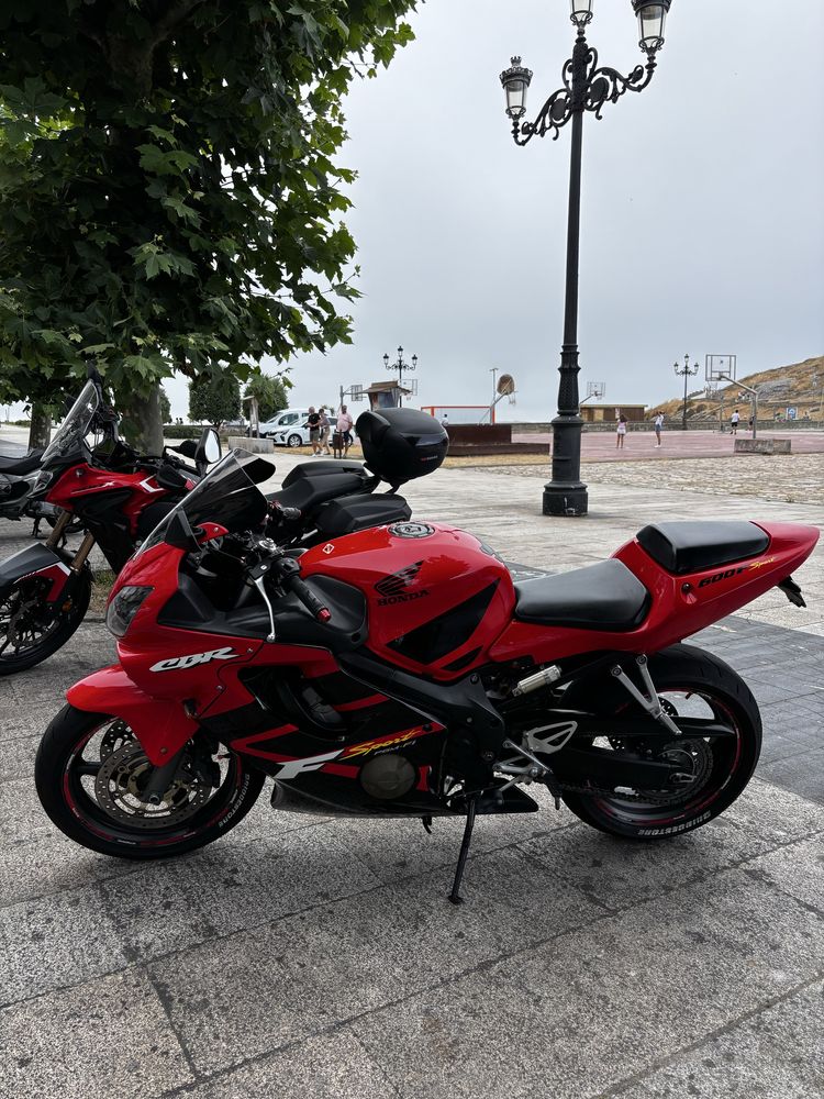 Honda Cbr600 f4i