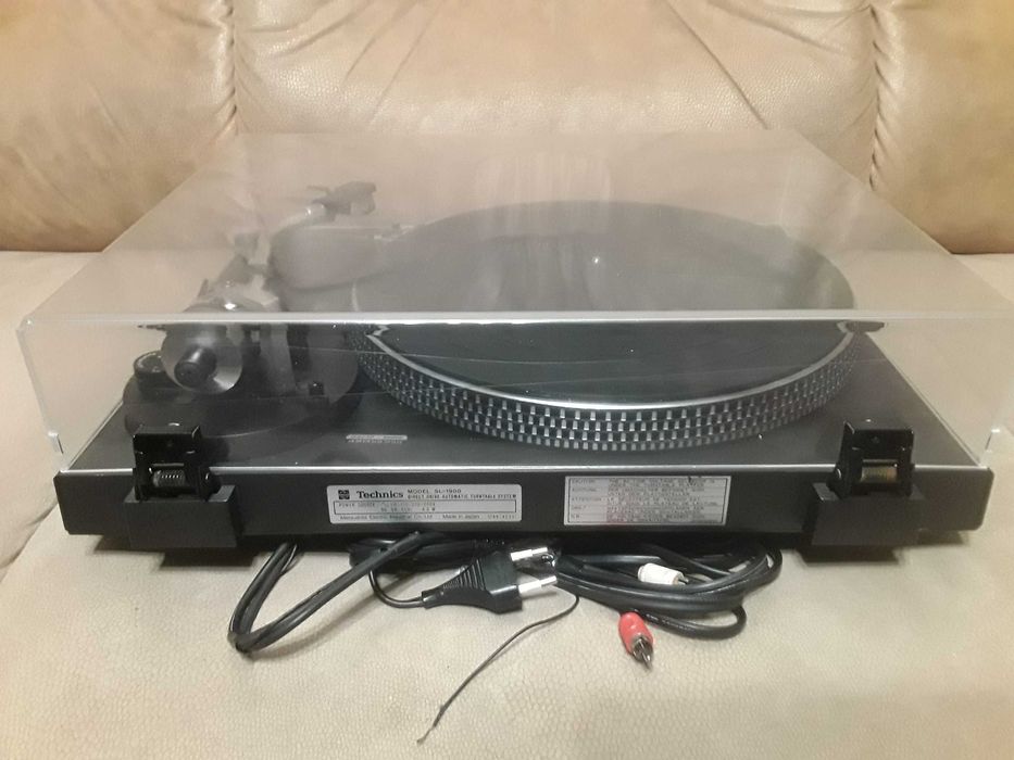 Проигрыватель винила Technics SL-1900 (Direct Drive, Made in Japan)