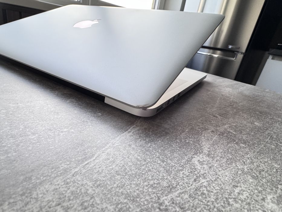 Macbook pro 15 retina 2015