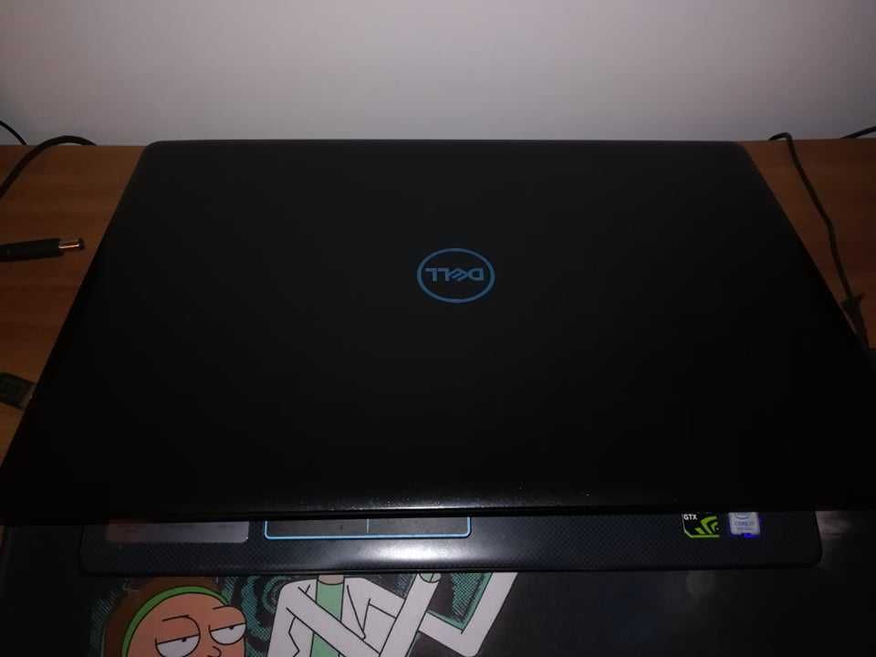 Laptop Dell 15 3579 intel core i7, NVIDIA GTX 1050Ti