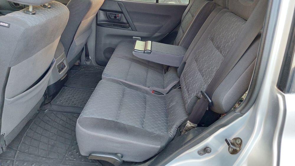 Продам митсубиши паджеро 2006г.в. дизель 3,2л.