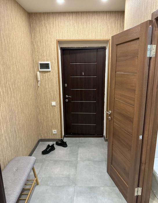 Сдам 1-комнатную квартиру м.Защитников Украины