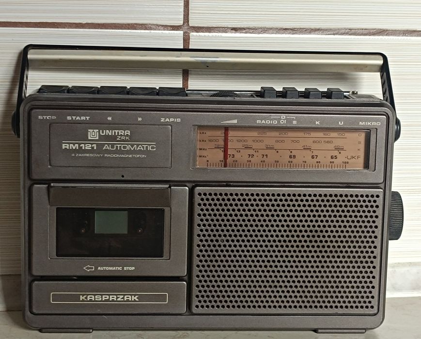 Magnetofon  + radio KASPRZAK PRL
