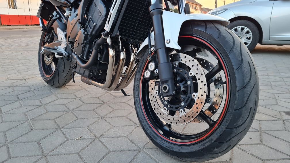 Yamaha fz6 s2 2007
