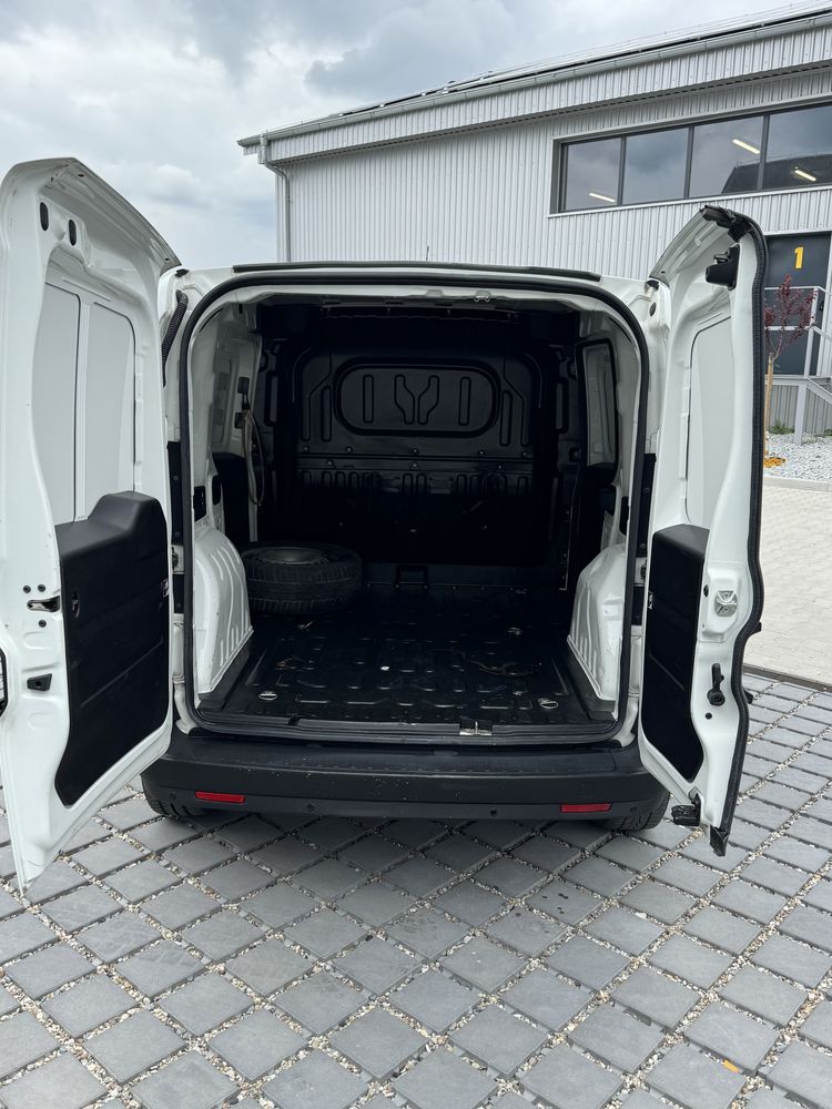 Fiat Doblo fra VAT