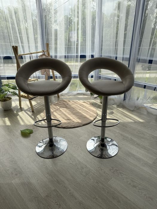 Стул барний шкір замінник