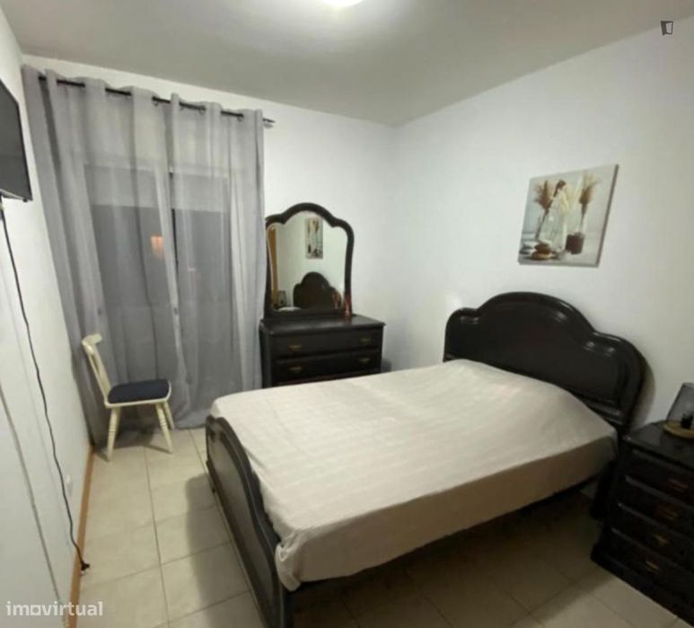 Quarto - localizado em Portimao