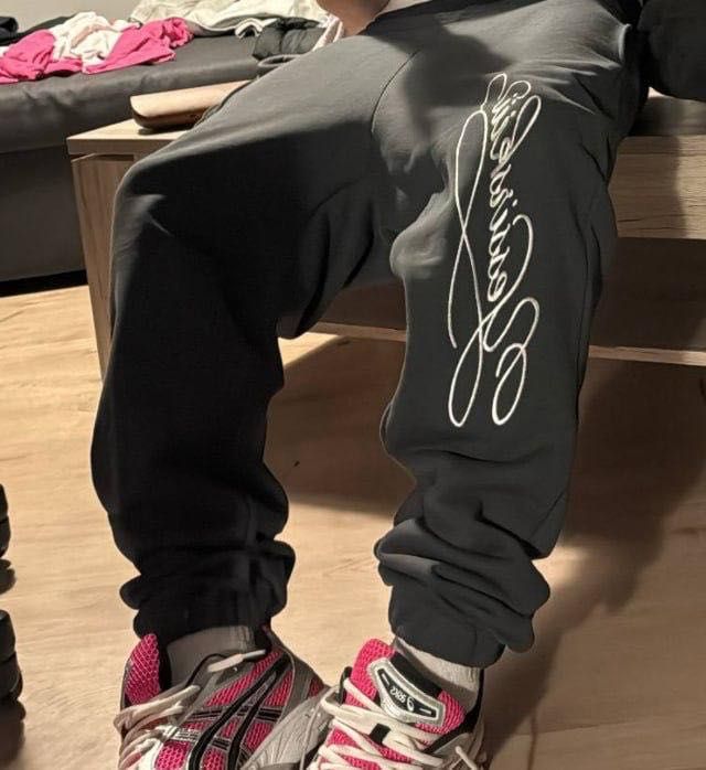 Вишивка на готових виробах або в крою.  Компьютерная машинная вышивка