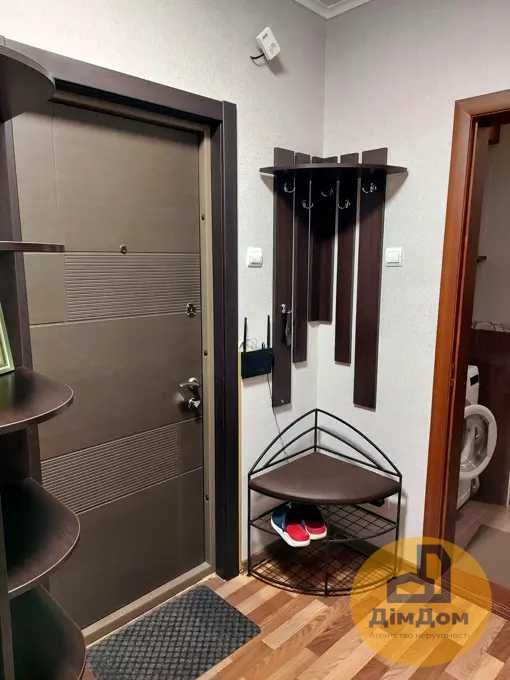 Продам 1-к., Єлизавети Чавдар 34 , Дарницький р-н.