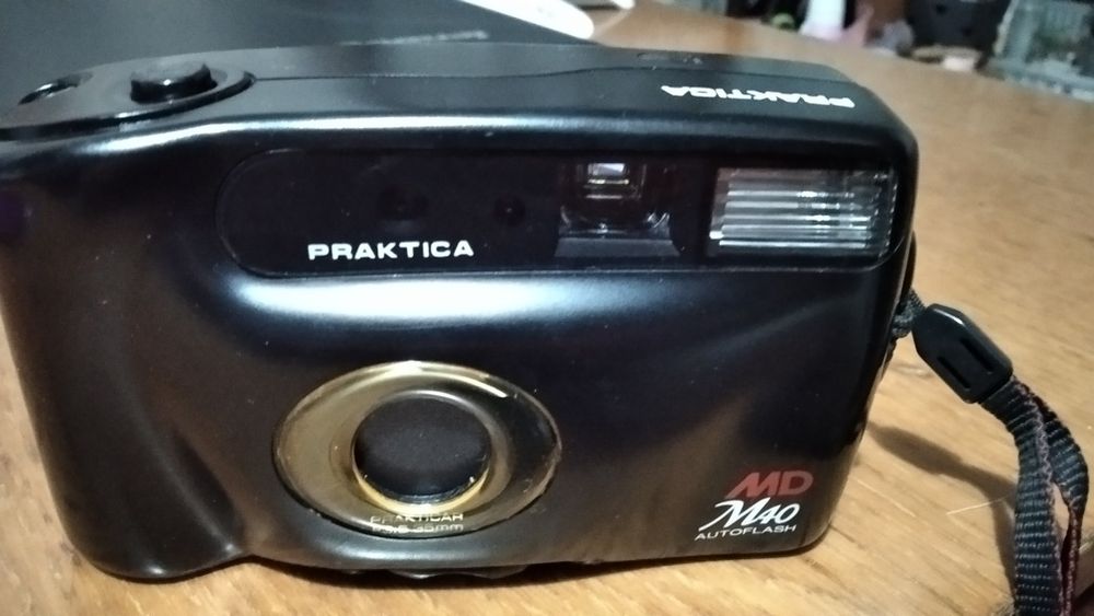 Продам фотоапарат працює