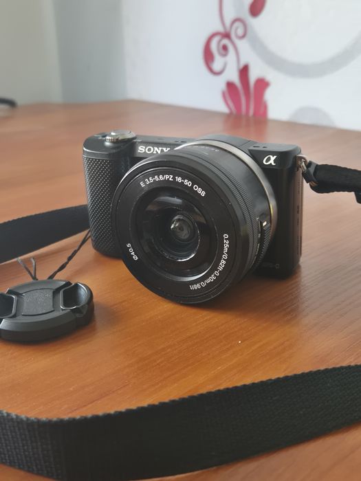 Aparat Sony a5000 z obiektywem