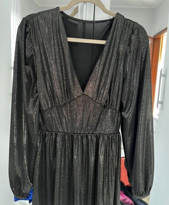 Długa sukienka wieczorowa balowa