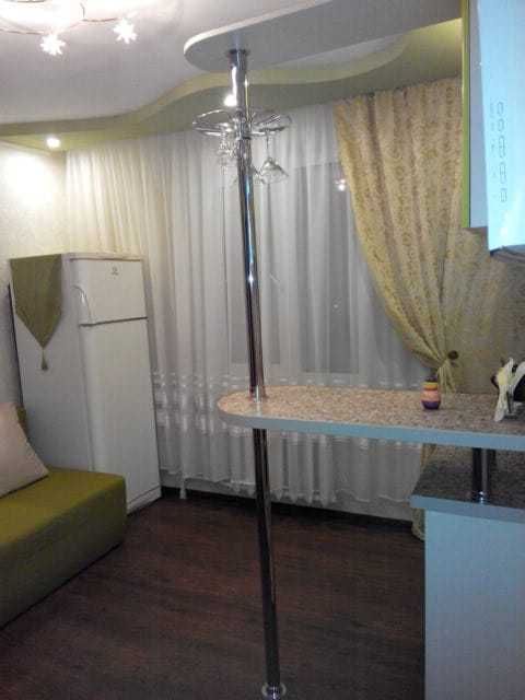 Продам смарт-квартиру Центр 7/9 кап.рем. 13500у.е.