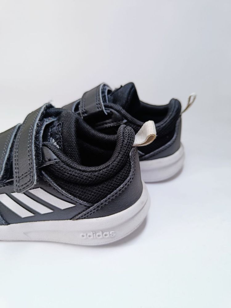 Buty dziecięce Adidas Tensaur rozmiar 24