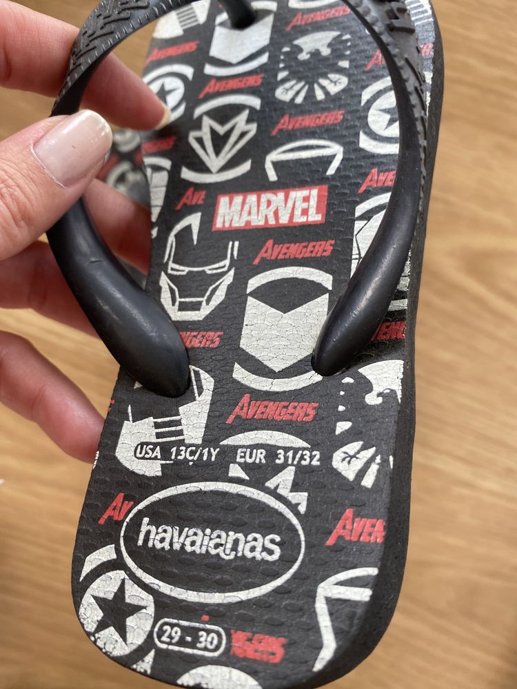 Havaianas Avengers. Número 31/32