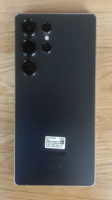 Samsunga S25 Ultra z 512 GB pamięci, kolor tytanowo-czarny