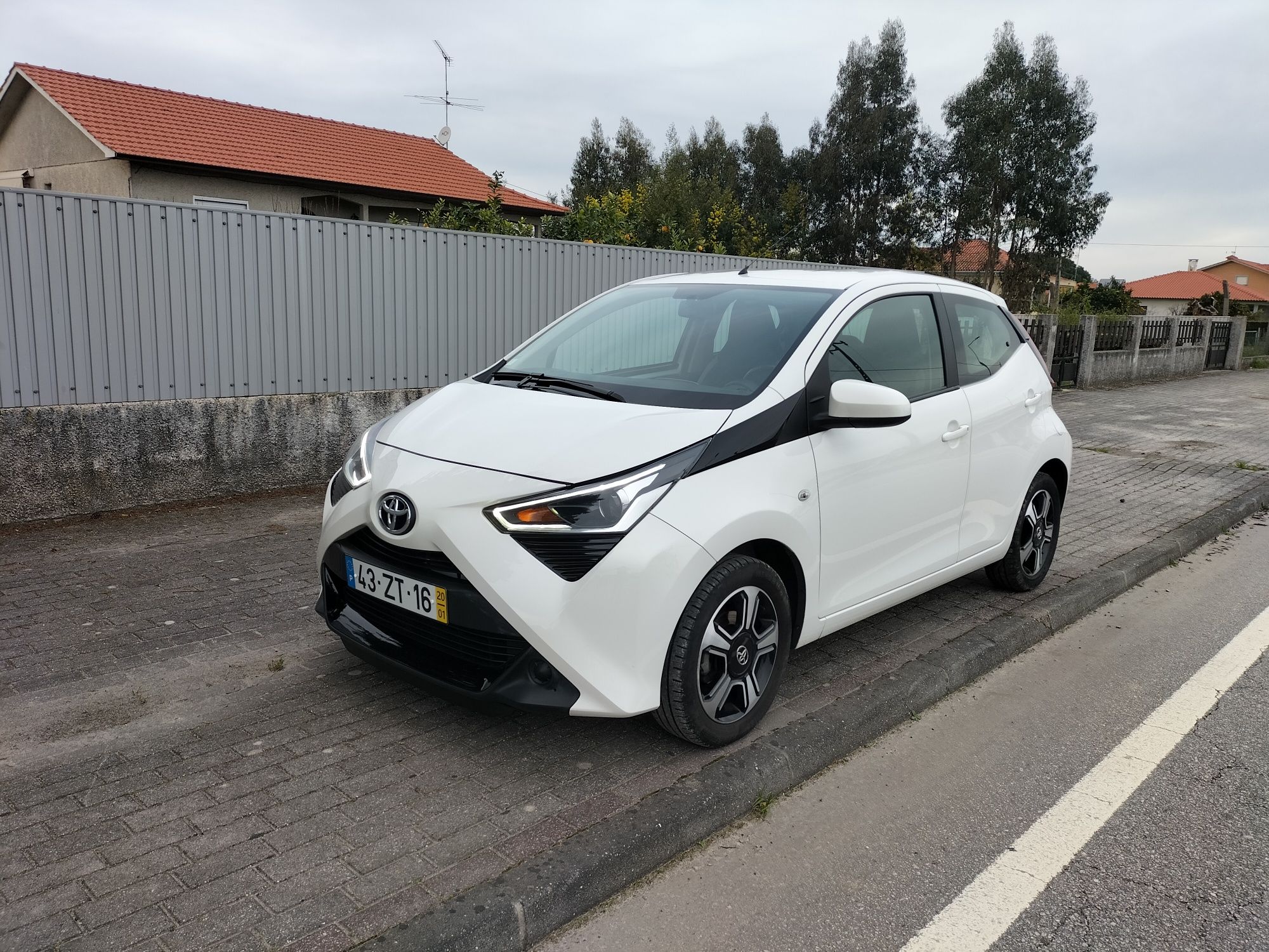 Toyota Aygo  5 portas Nacional