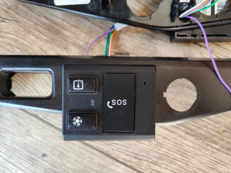 Przełącznik panel SOS SCANIA nowy i oryginalny