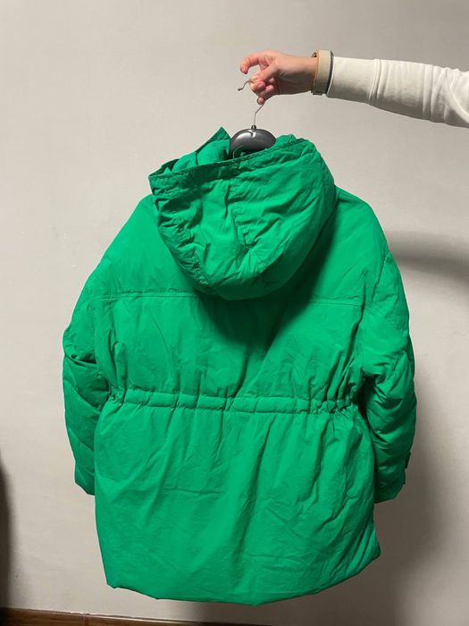 Зимовий пуховик,якісний, тепленький, легенький