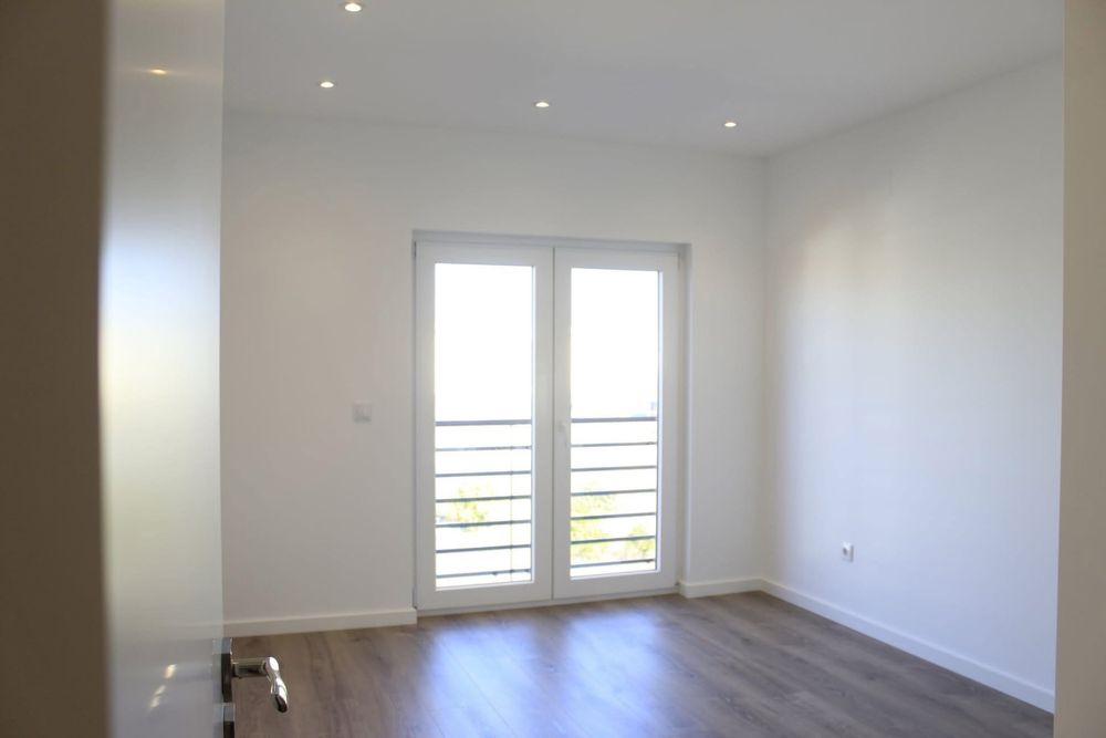 Apartamento T2 Como Novo – Portas da Cidade, Montijo | 2021