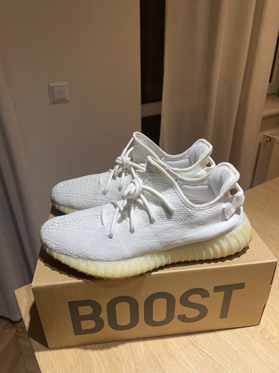 adidas Yeezy boost 350 v2 cream white 44 2/3 white carbon bone onyx ze