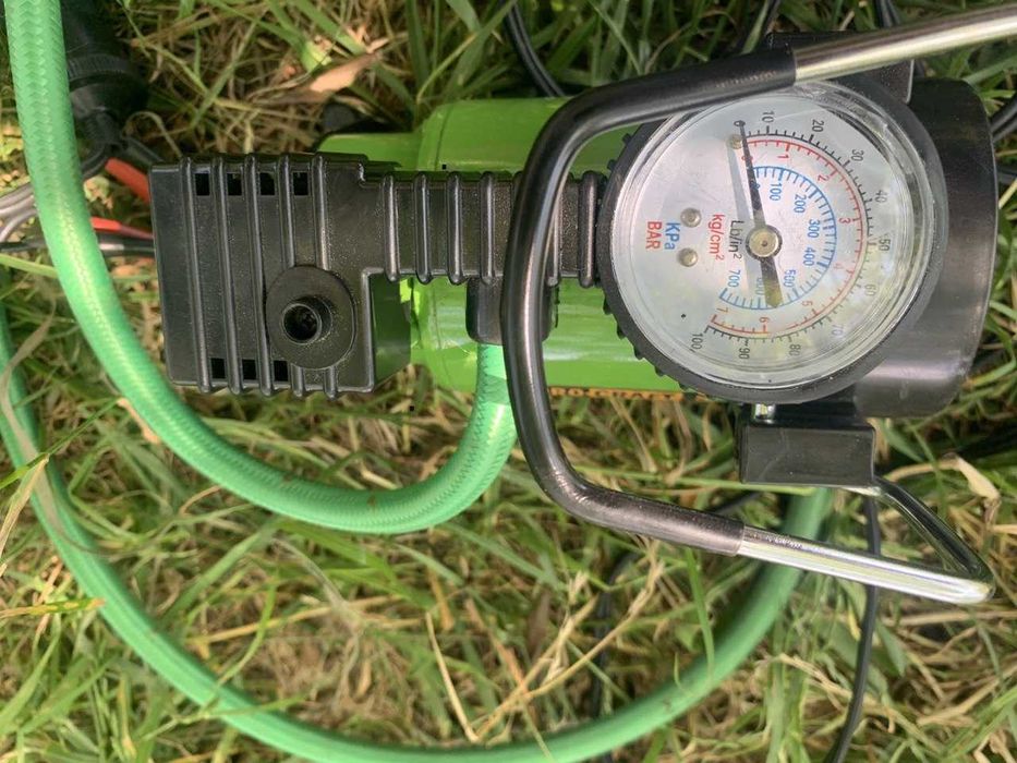 Компресор автокомпресор повітряний насос автокомпрессор