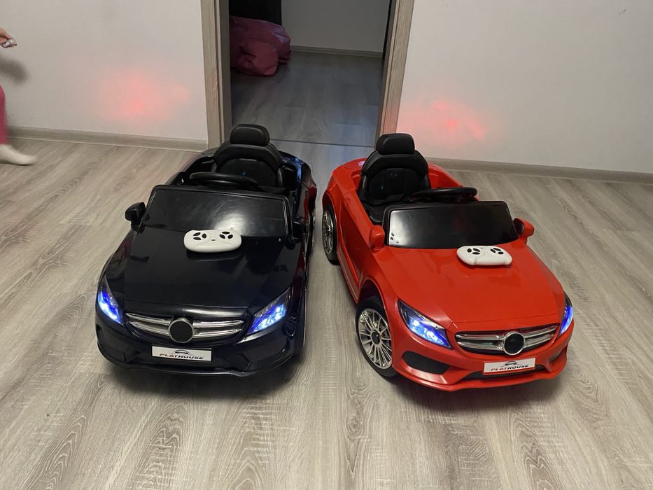 Sprzedam 2 autka elektryczne