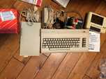 Commodore C64 stacja dysków joystick, 40 płyt z grami