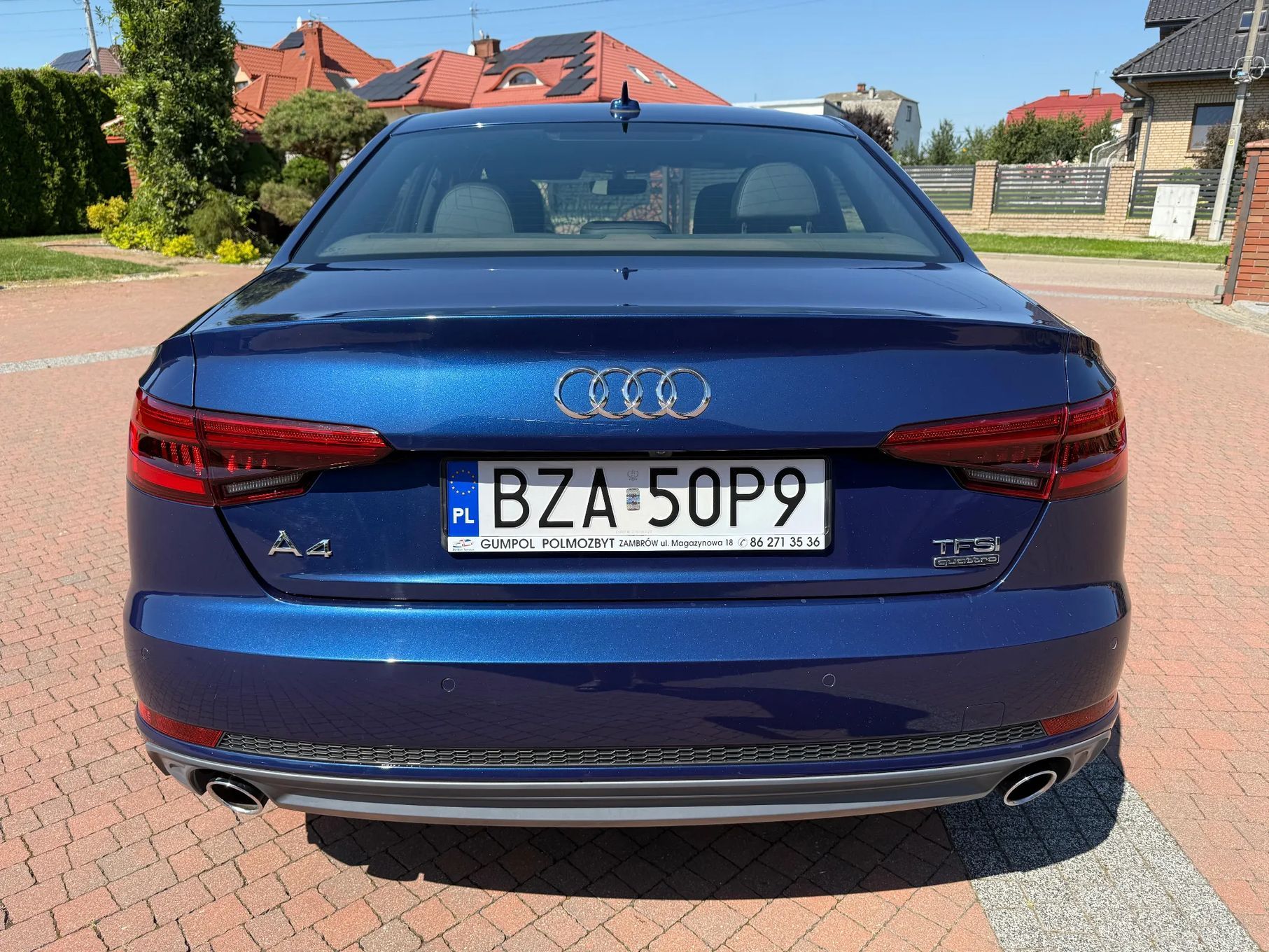 Audi A4 Audi A4 B9 S-LINE interior FELGI RS