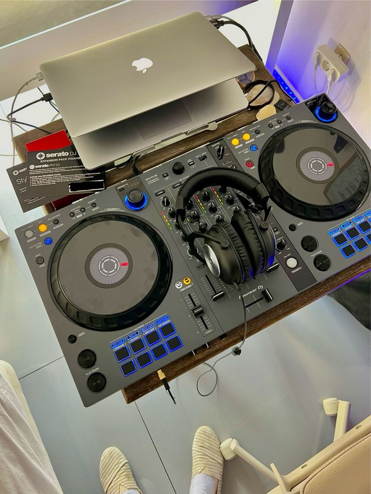 Pioneer DJ FLX6 GT NOVA