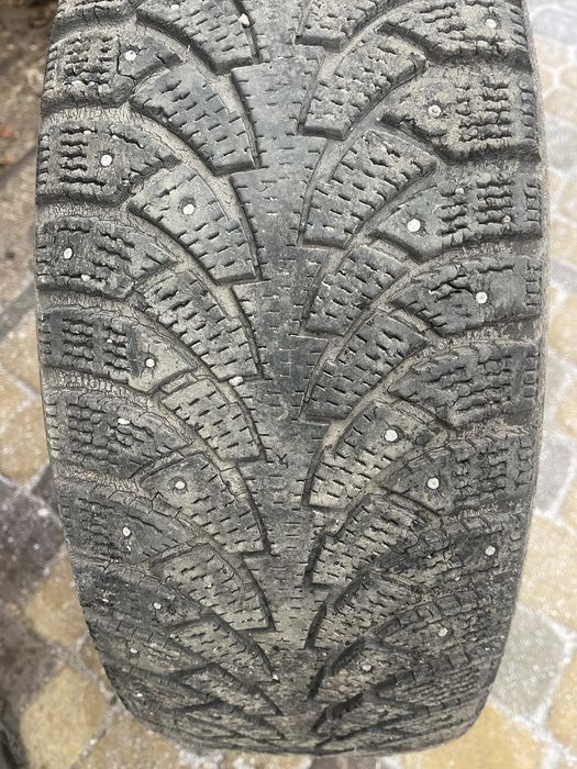 215/60 R16 Комплект зимових шин. Шип. Б/В