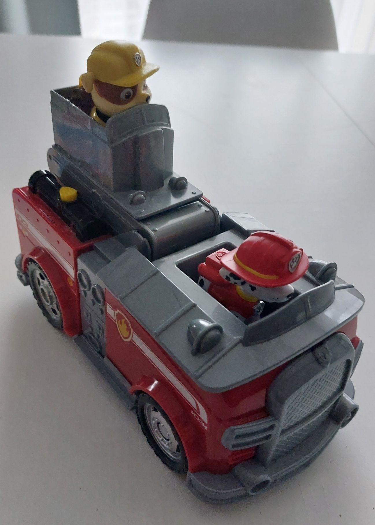 Zestaw Psi Patrol: 2x puzzle i pojazd transformujący Marshall, Rubble