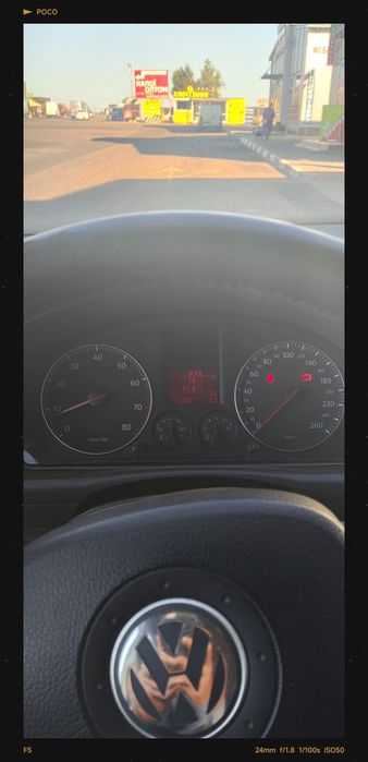 Продам свой VW Touran 1.6 mpi