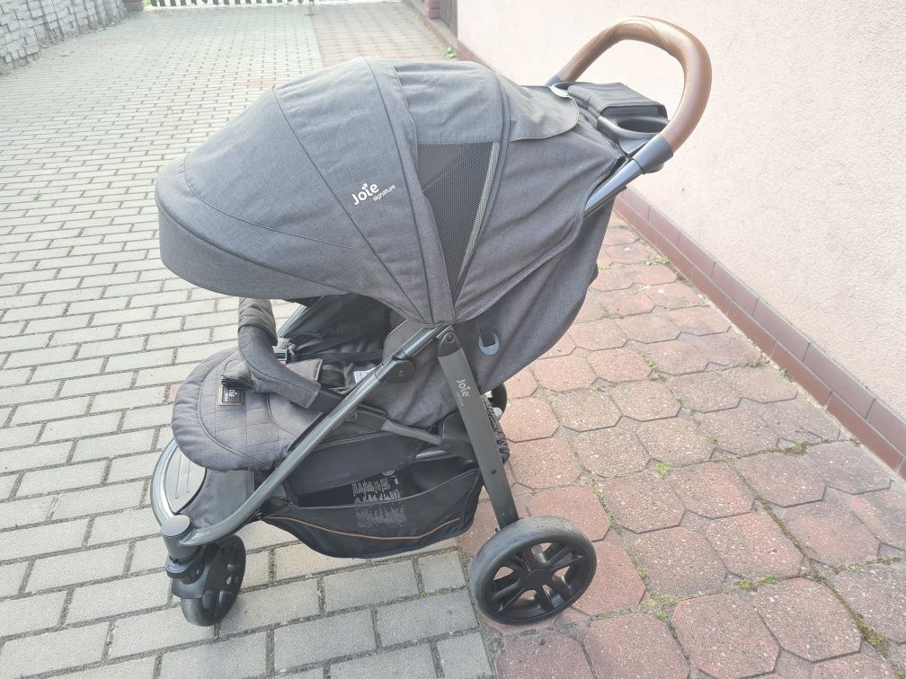 Wózek spacerowy Joye + śpiwór gratis