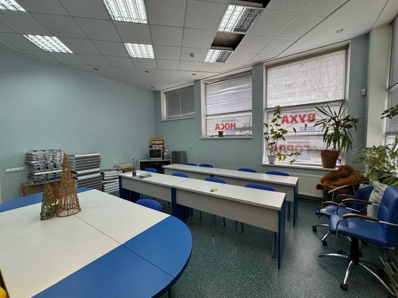 Оренда Комерційне приміщення 100 м² Фасад КПІ