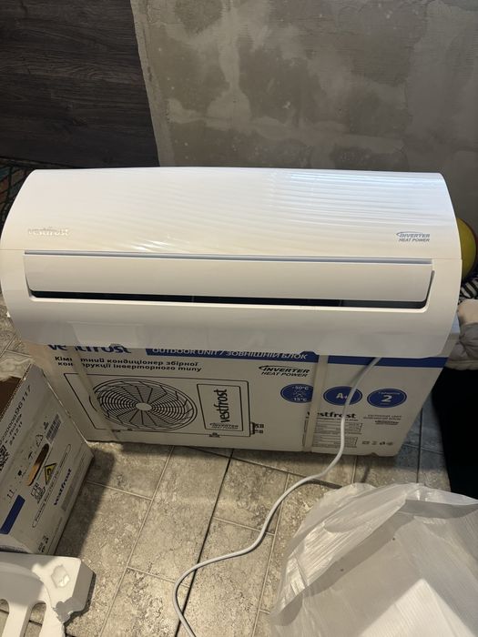 Кондиціонер vestfrost 12 інвертор новий