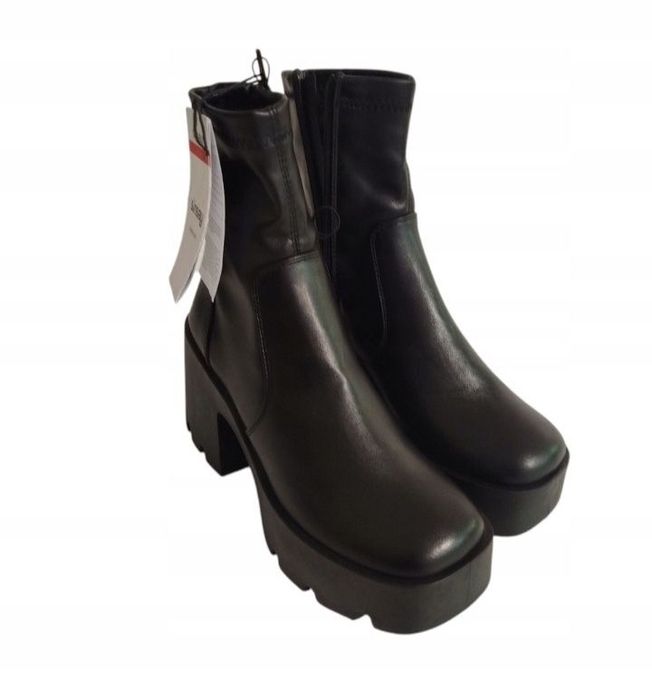 Sinsay buty na obcasie roz,40,Sinsay buty na obcasie