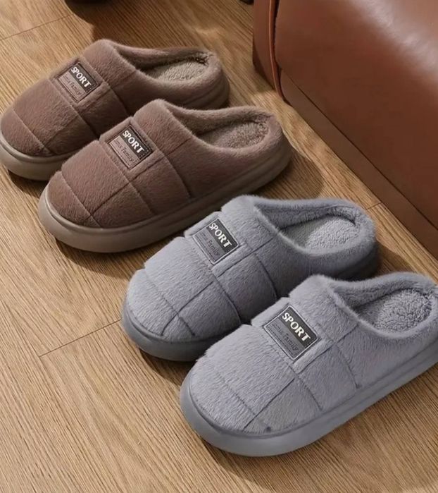 Тапочки жіночі .