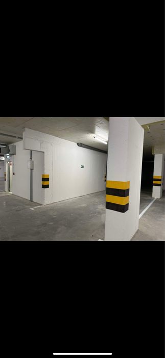Wynajme miejsce postojowe w garzu podziemnym wybickigo 5