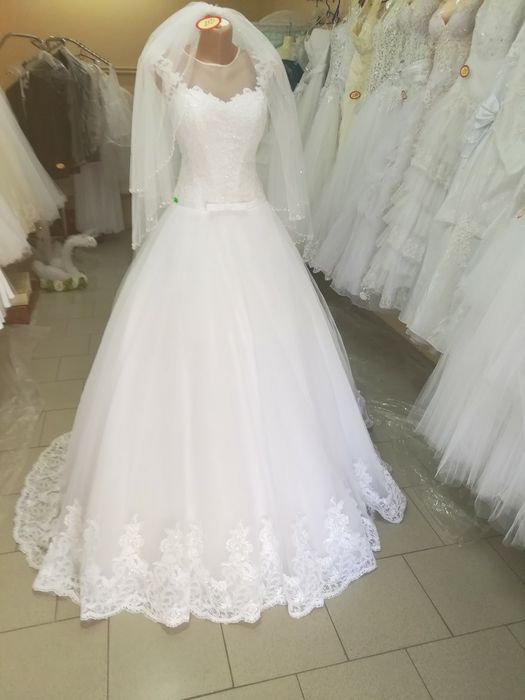 Продам красивое свадебное платье